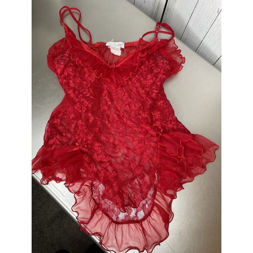 Vintage Seductive Wear by Cinema Etoile Babydoll Nightie Red Lace Sheer Medium